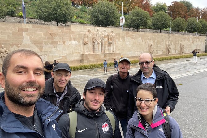 Geneva Scavenger Hunt and City Highlights Walking Activity - Questions, points, and photo tasks