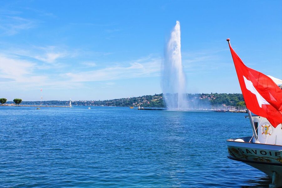 Geneva: Scenic Lake Cruise with Snacks and Wine - Is $37 good value in Geneva?