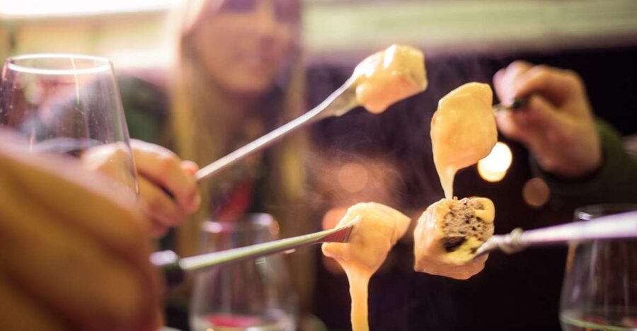 Geneva: tour with fondue and wine in TukTuk - Starting at Place de Neuve beside the Grand Theatre