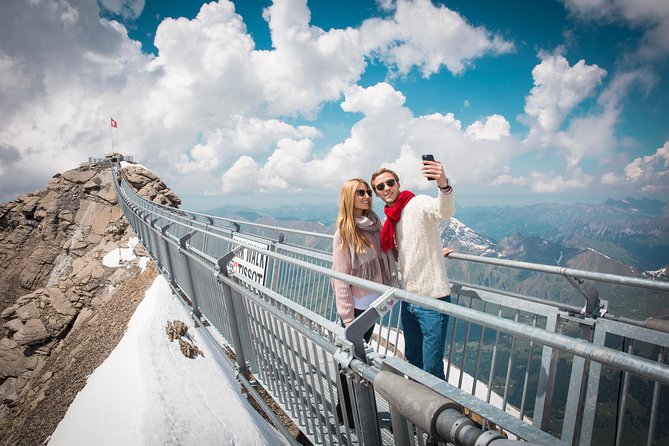 Glacier 3000 Ticket Including Cable Car and Peak Walk by Tissot - Restaurants, shops, and the cost of a short visit