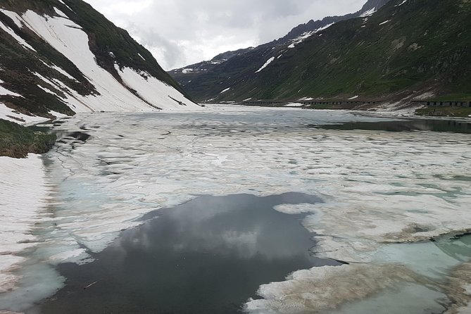 Glacier Express Panoramic Train Round Trip from Zürich With Private Guide - Brig offers the day’s most useful town walk