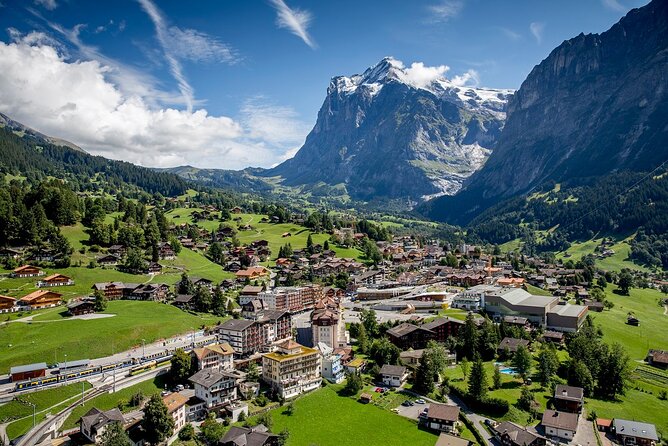 Grindelwald, Interlaken & Lauterbrunnen Day Trip from Zurich - Winter conditions can change the whole day