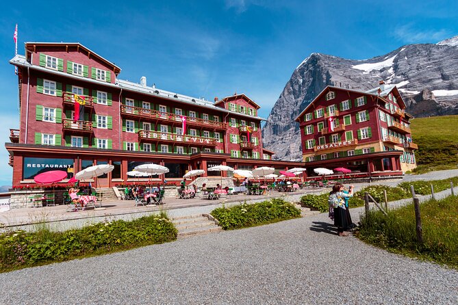 Grindelwald -Kleine Scheidegg-Lauterbrunnen Small Group Day Trip - Lauterbrunnen and the Staubbach waterfall