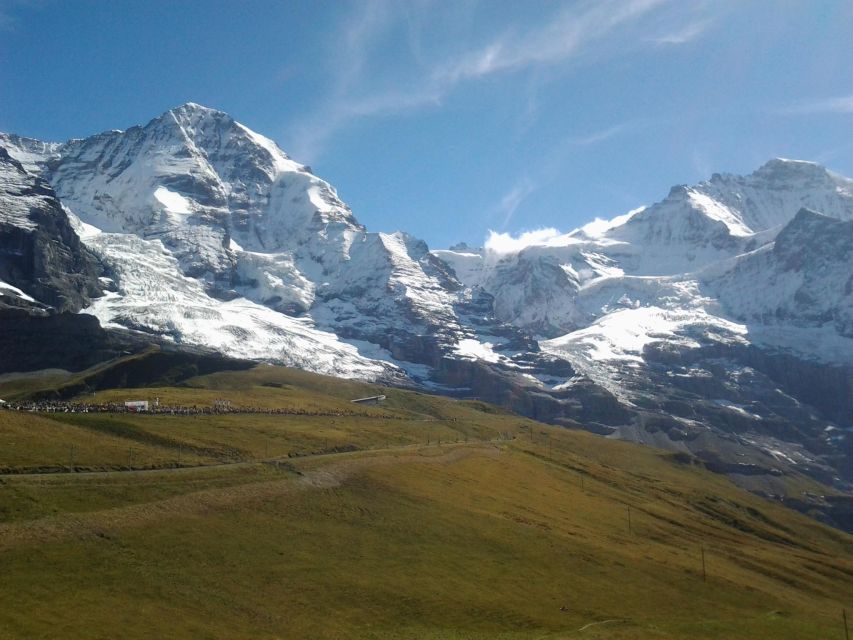Grindelwald-Scheidegg-Lauterbrunnen Small Group Tour - Riding the Wengernalp cogwheel railway