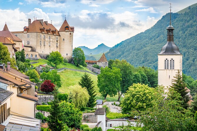 Gruyères, Cheese Factory & Maison Cailler Day Trip from Bern - La Maison du Gruyère and the story behind the cheese