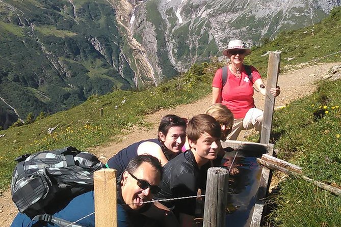 Heart of the Alps Private Hiking Tour from Lucerne - Choosing the longer route or the rustic cable car