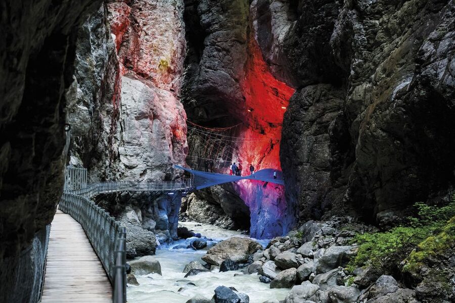 Interlaken: Canyon Swing in Grindelwald - The canyon is more than a backdrop