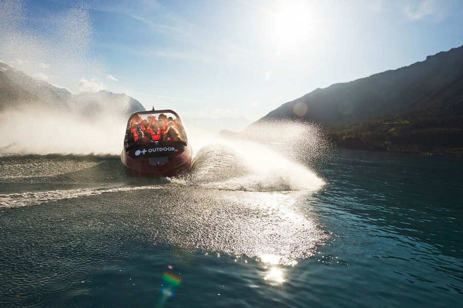 Interlaken: Scenic Jetboat Ride on Lake Brienz - Giessbach Falls from the lake