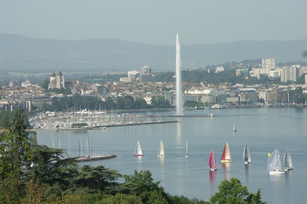 International & Panoramic Tours Geneva - From international offices to Lake Geneva