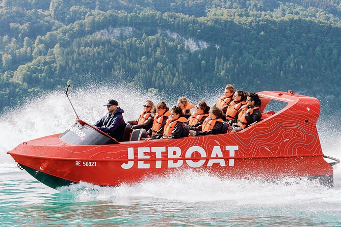 Jetboat Interlaken - Who will enjoy this most?