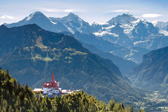 Jungfrau Travel Pass 3-8 days - Riding from Interlaken into the mountains