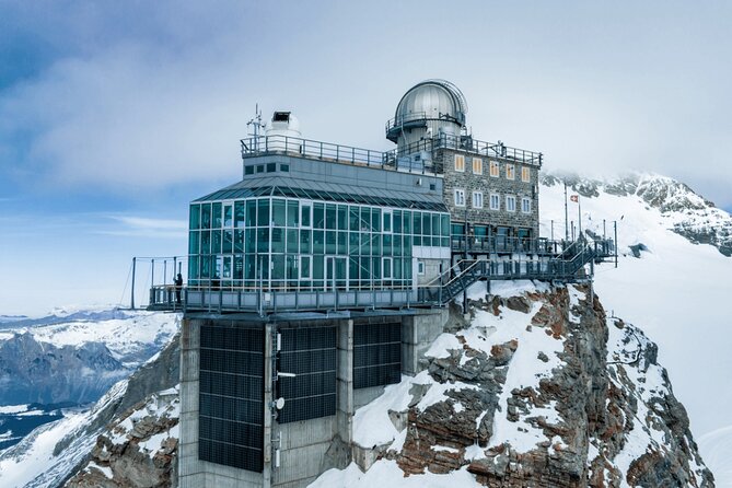 Jungfraujoch Private Tour – Top of Europe & Lauterbrunnen Valley - From Zurich to Grindelwald, the day starts on the road