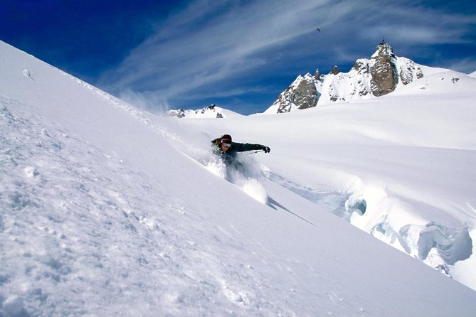 (KTG114) - Chamonix Skiing day from Geneva - Collecting boots and skis at Sport 2000