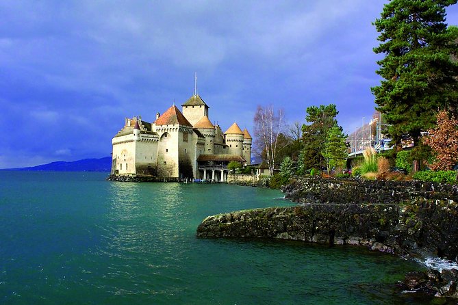 (KTL303) - Winter Tour Montreux and Chaplin's World from Lausanne - Chillon Castle, a medieval stronghold on the lake