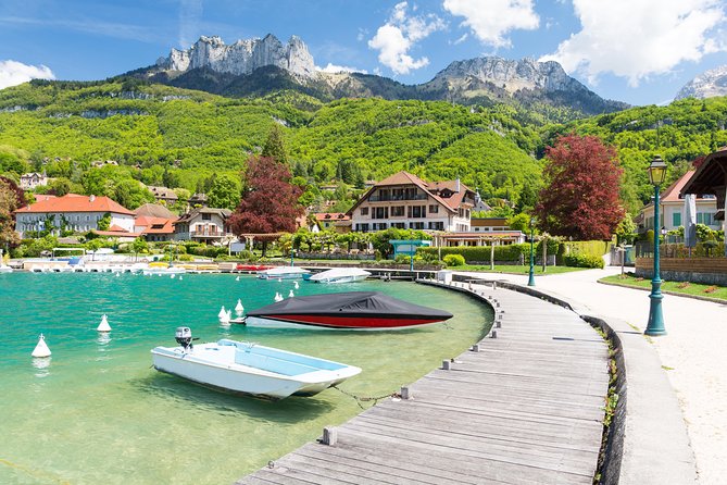 Lake Annecy Private Day Trip from Geneva - Three hours around Lake Annecy