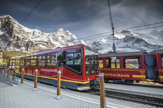 Lauterbrunnen and Jungfraujoch Top of Europe Tickets - Who will enjoy Jungfraujoch most