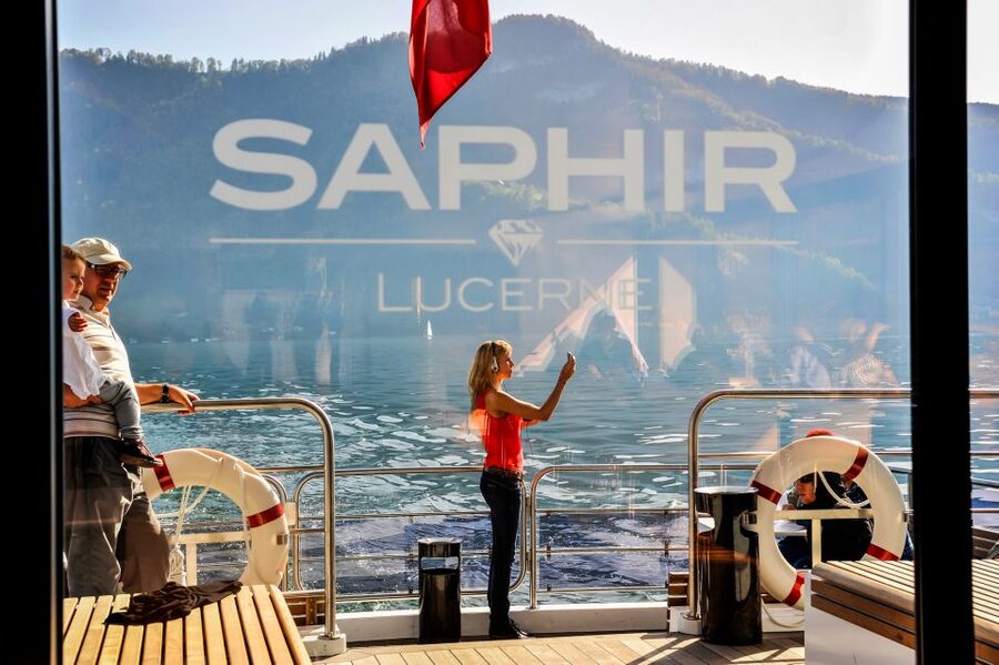 Lucerne: 1-Hour Cruise on Panoramic Yacht - The shoreline route from Lucerne to Meggenhorn
