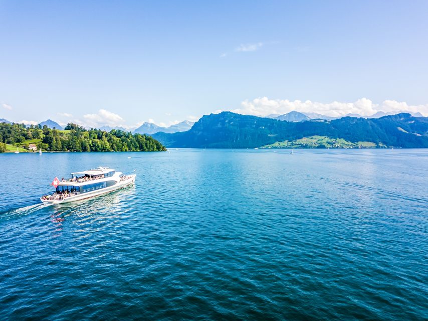 Lucerne: 1-Hour Cruise on Panoramic Yacht - Why one hour can be the right amount of time