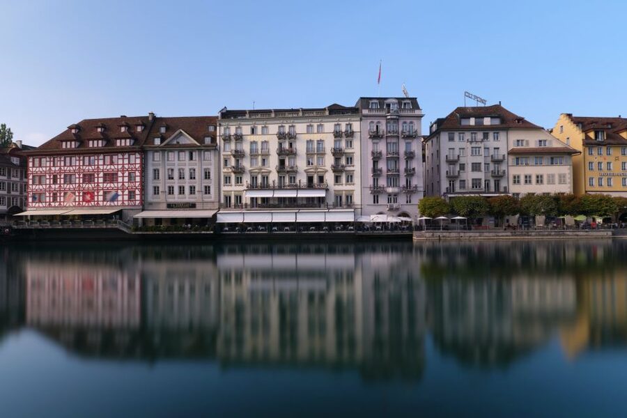 Lucerne: Express Walk with a Local in 60 minutes - Key points at a glance