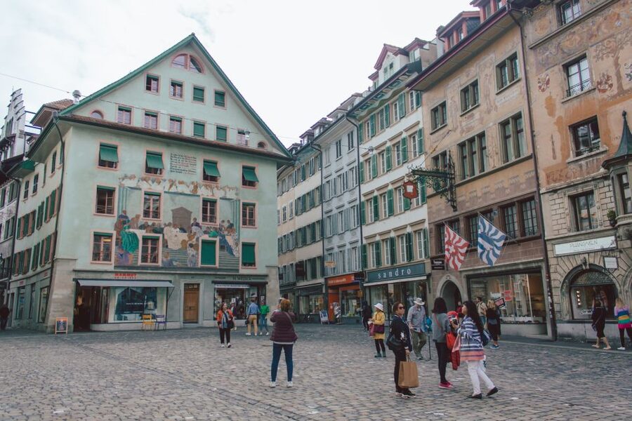 Lucerne: Guided Walking Tour with an Official Guide - The Guides Are the Main Value