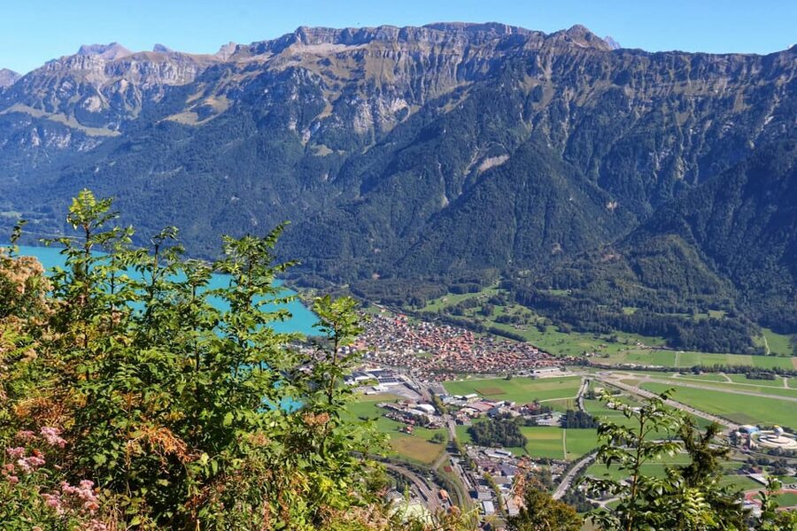 Lucerne: Interlaken & Grindelwald Exclusive Private Day Tour - Getting your bearings in Interlaken