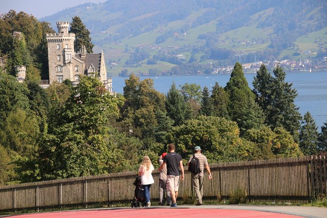 Lucerne Lakeside and Villas Private Walking Tour - Meeting under the Lucerne station arch