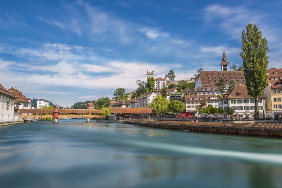 Lucerne: Photography Walking Tour - The Reuss River brings the route full circle
