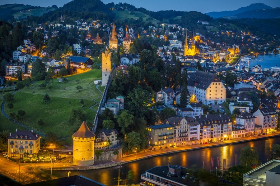 Lucerne: Photography Walking Tour - What the photography instruction is really worth