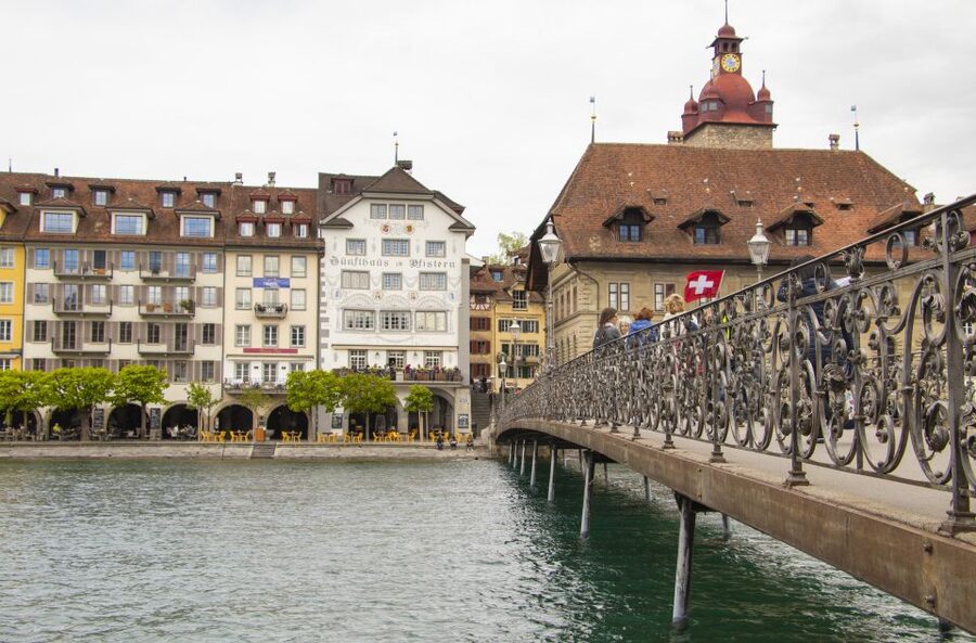 Lucerne: Private Exclusive History Tour with a Local Expert - Chapel Bridge and the story Lucerne tells