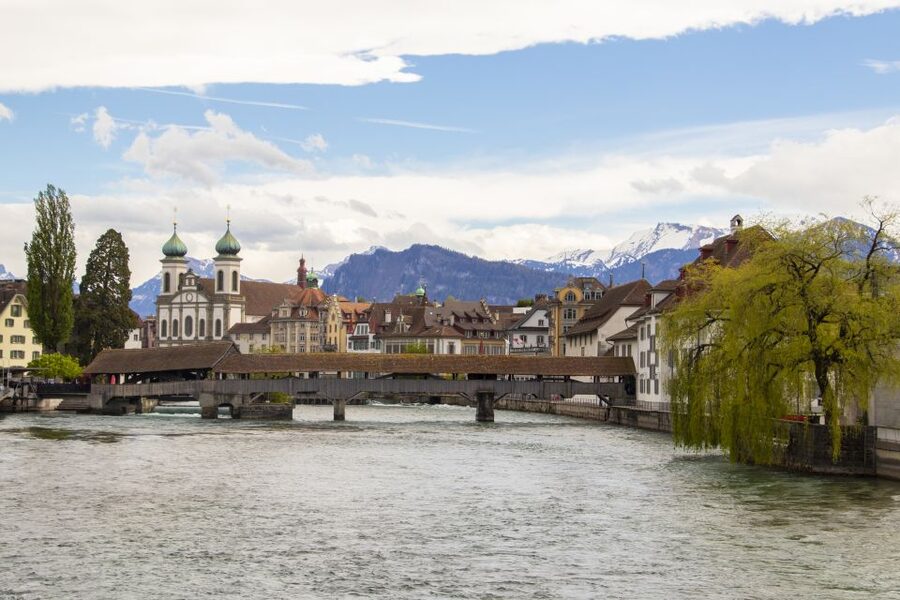 Lucerne: Private Exclusive History Tour with a Local Expert - Hofkirche St. Leodegar and Lucerne’s changing character