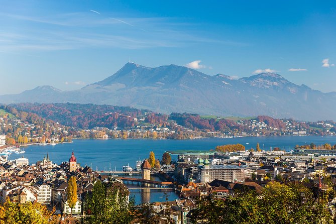 Lucerne Private Walking Tour with a castle visit! - Starting at Lucerne station and entering the old town