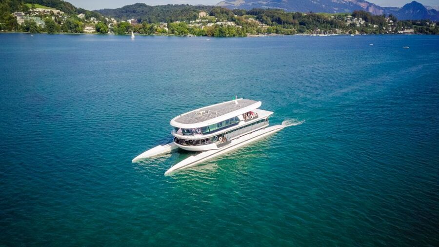 Lucerne: Round-Trip Catamaran Cruise on Lake Lucerne - What the one-hour round trip really includes