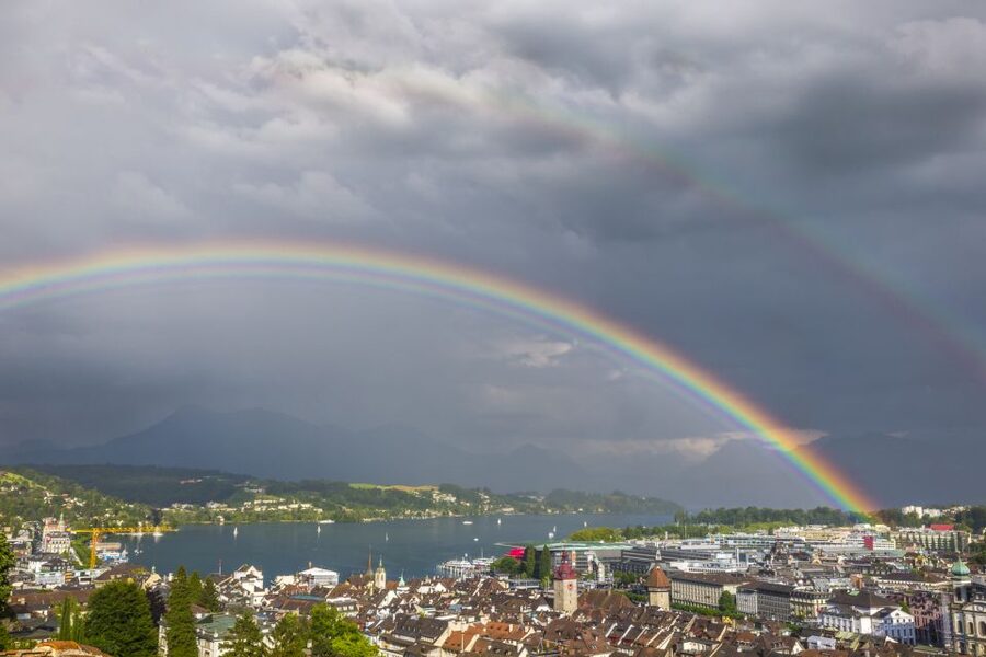 Lucerne: Walking and Boat Tour with Cheese & Wine Tasting - Musegg Wall and the old fortifications