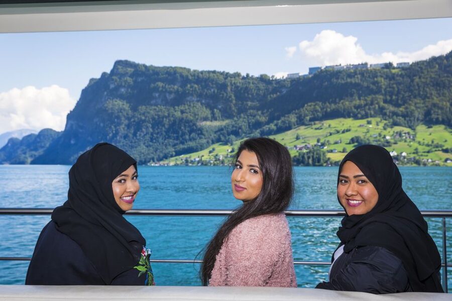 Lucerne: Walking and Boat Tour with Cheese & Wine Tasting - Starting at Torbogen Luzern