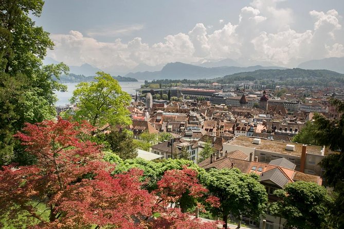 Lucerne Walking & Boat Tour: The Best Swiss Experience - Timing, weather, and practical planning
