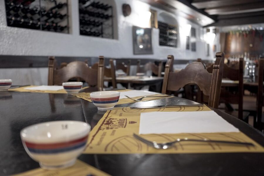Lugano: Self-Guided Food Tour - Ending with gelato at Vanini