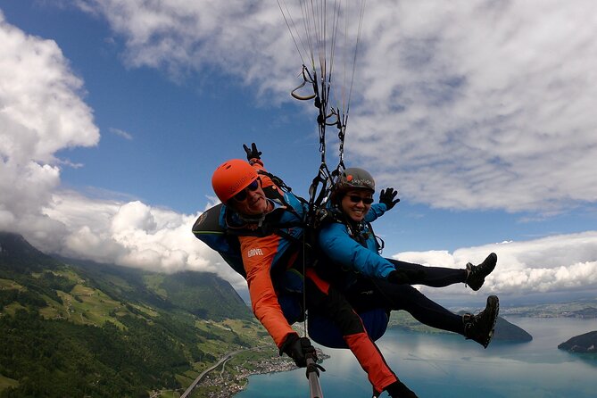 Luzern / Lucerne Professional Paragliding Tandem Flights - Up to 20 Minutes Over Lake Lucerne