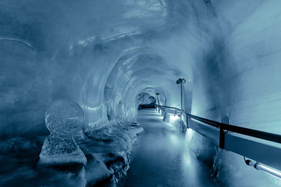 Mount Titlis: Admission Ticket - Inside the glacier cave