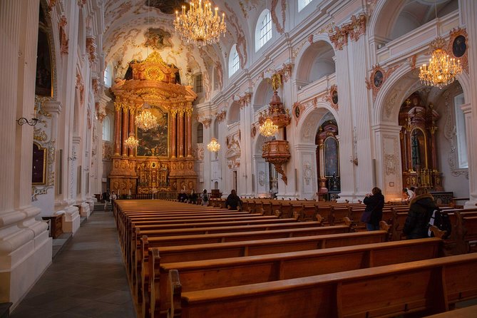 Mount Titlis and Lucerne Day Trip from Zurich - Snow tubing and the winter Ski Experience