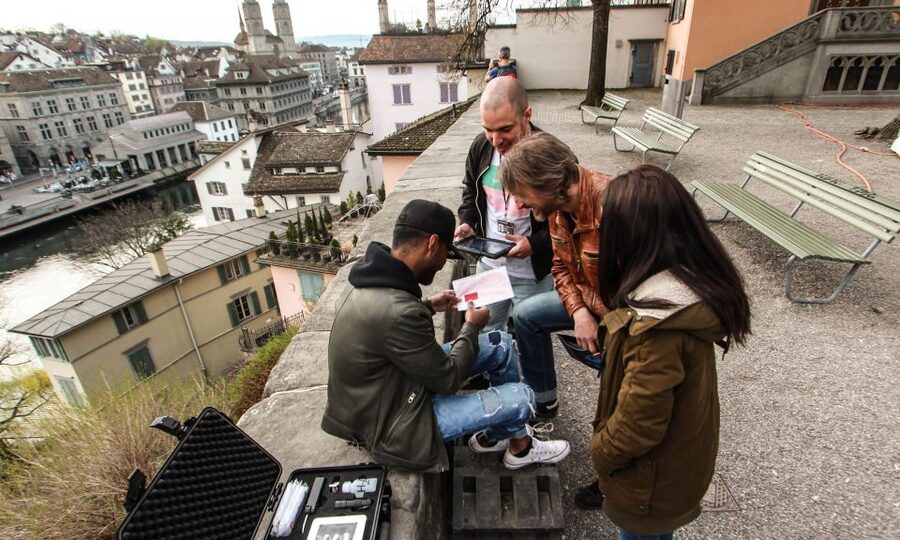 Outdoor Escape Game with Augmented Reality trough Zurich - Following clues through Zurich’s old town