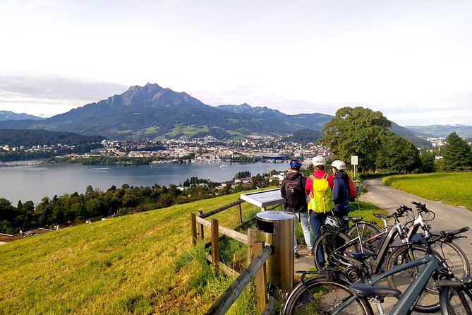 Panoramic E-Bike Tour with a Lake Cruise - The two-hour cruise back to Lucerne