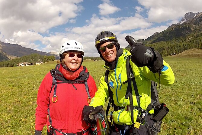 Paragliding Tandem Flights in Engadin - What the video camera adds