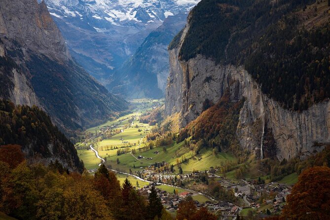 Paragliding Tandem in Switzerland - Reaching the launch site by cable car