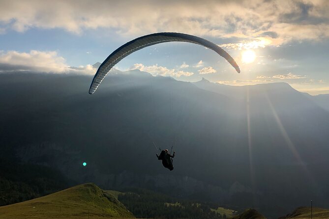 Paragliding Tandem in Switzerland - What the $297.55 price really covers