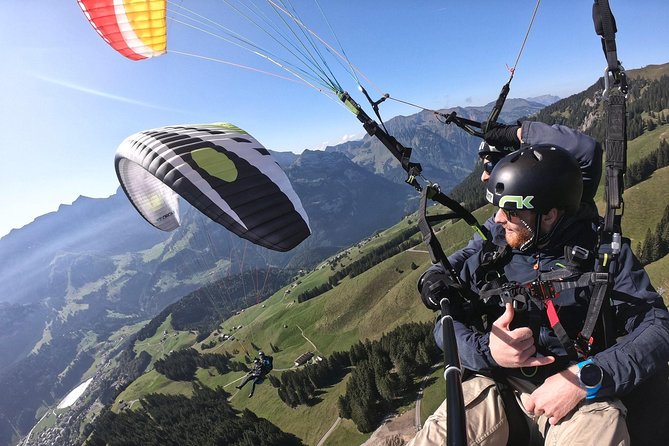 Paragliding Tandemflight Lucerne - Engelberg - Pilots who set the tone