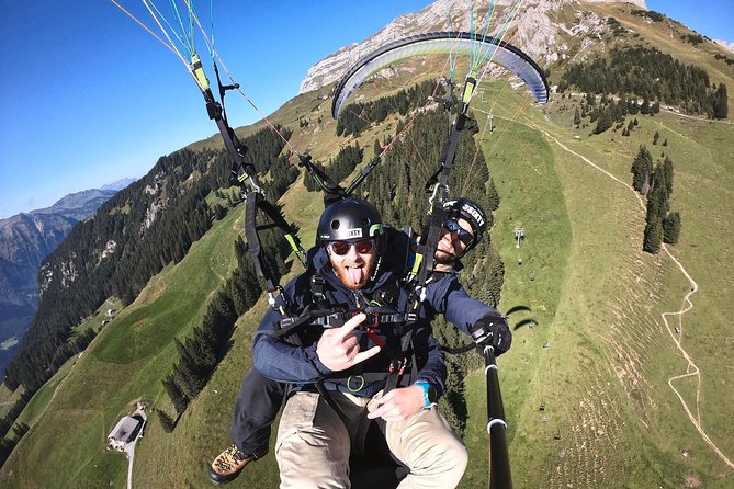 Paragliding Tandemflight Lucerne - Engelberg - Photos, video, and the real cost