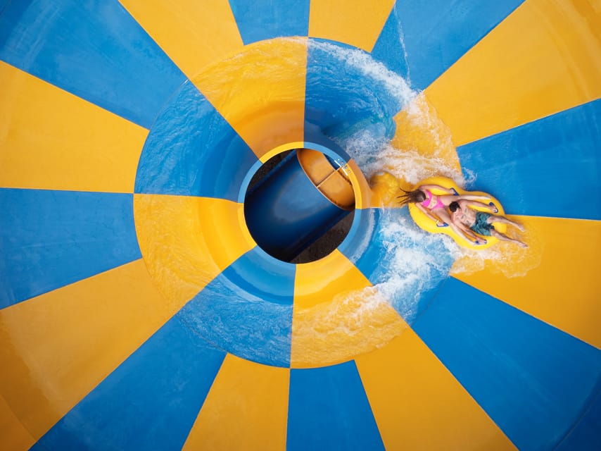 Pfäffikon: Alpamare Water Park Entry Ticket - A tropical water park near Zurich