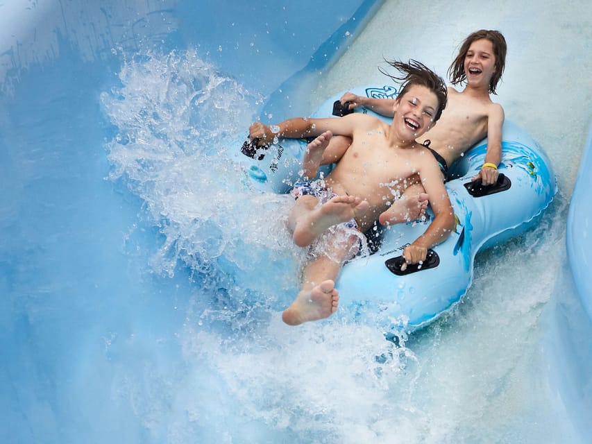 Pfäffikon: Alpamare Water Park Entry Ticket - Crowds, queues, and the best way to use your day