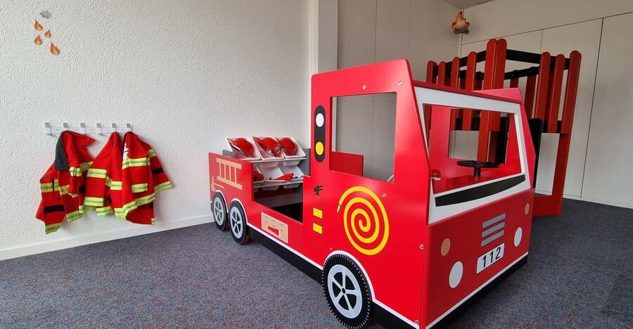 Play Village - Zurich's only Indoor Playground for Roleplay - Finding the entrance at Buckhauserstrasse 28