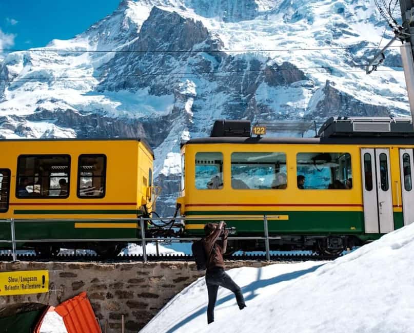Privat tour Luzern - Interlaken - Grindelwald - Lautenbrunen - Brienz, chalet details, and Lake Brienz